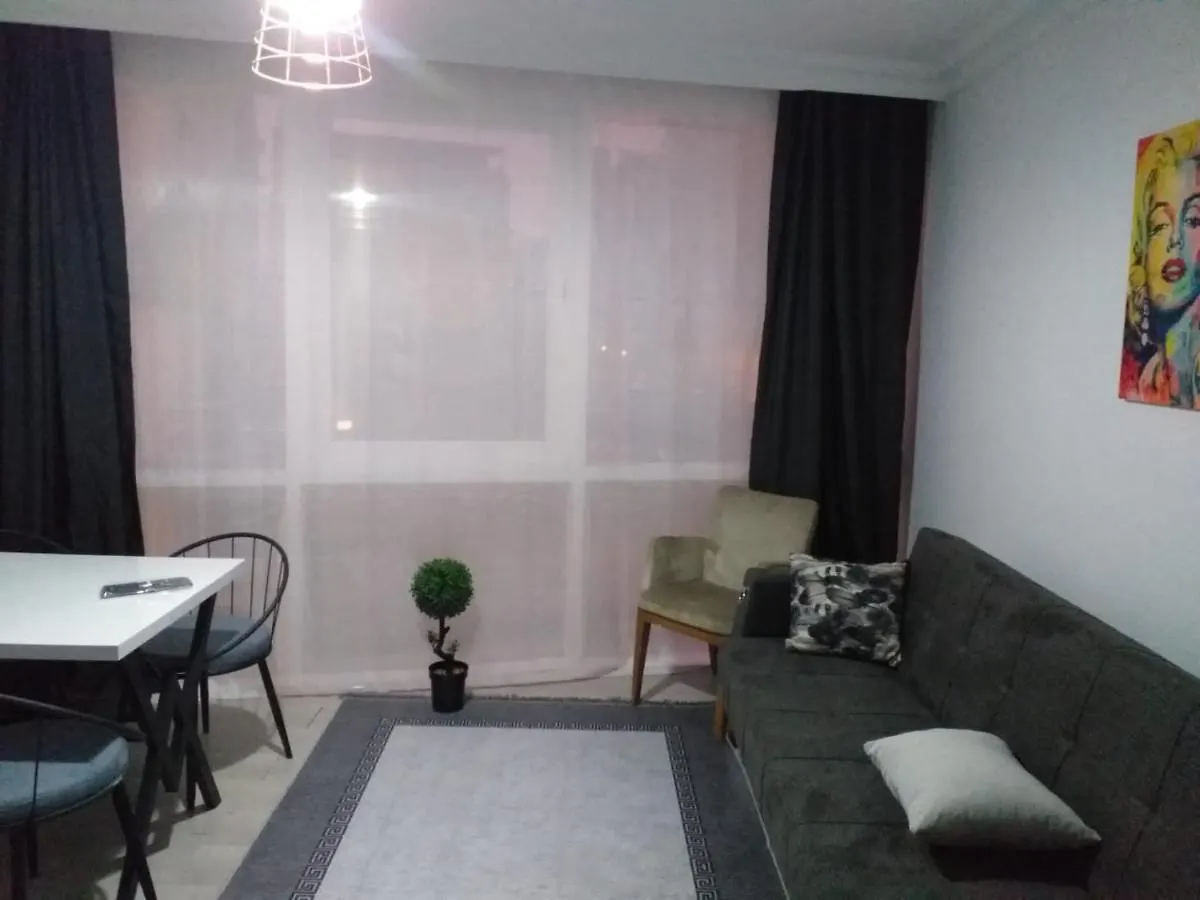 Sweet Home Standart Room 安塔利亚 公寓